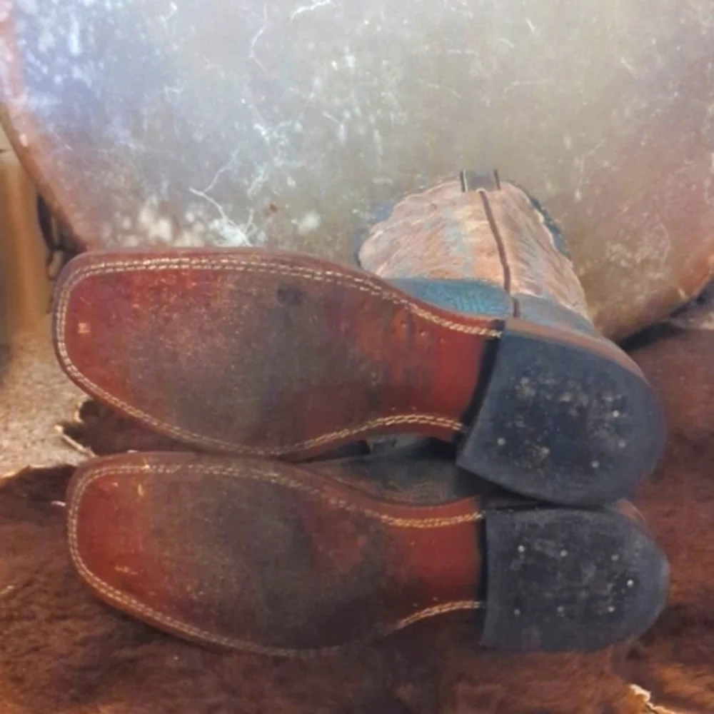 BOULET Boots #4071 mens 9E cowboy boots distressed Tan/Turqueza square toe EUC